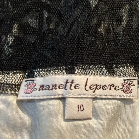 NANETTE LAPORE BLOUSE - Picture 8 of 8